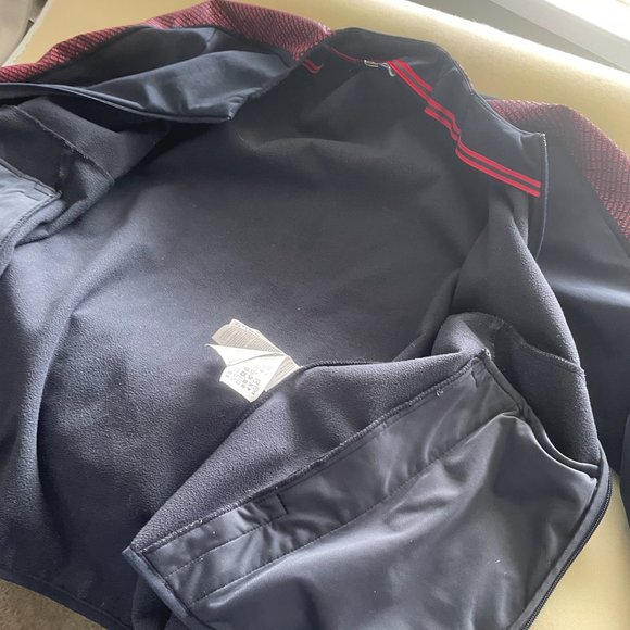 Authentic Red Bull Racing Fleece. - Picture 5 of 5